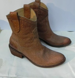 frye snakeskin boots