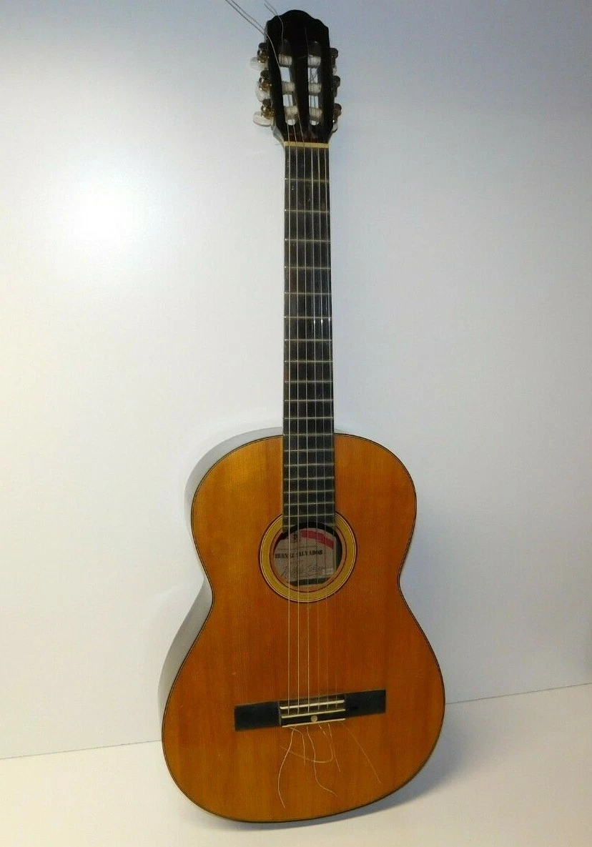 Salvador ibanez sale classical guitar