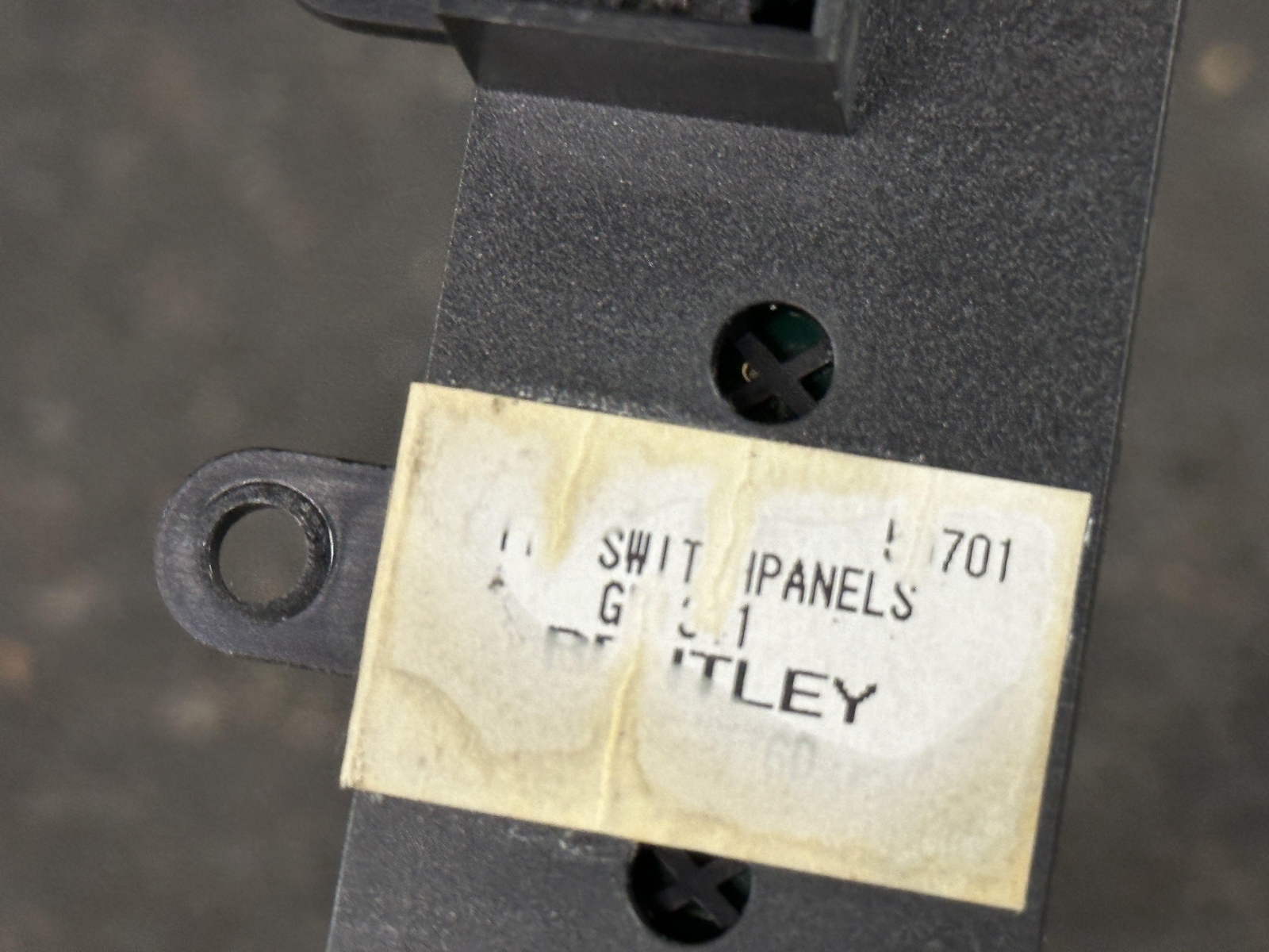 03-10 BENTLEY CONTINENTAL GT HEATED SEAT CENTER CONSOLE SWITCH PANEL OEM 54K