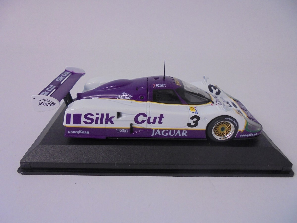 Jaguar XJR 14 1991 Silk Cut ミニカー Jaguar XJR12 Silk Cut 24h Le Mans 1990 - 1:43 IXO Model Car