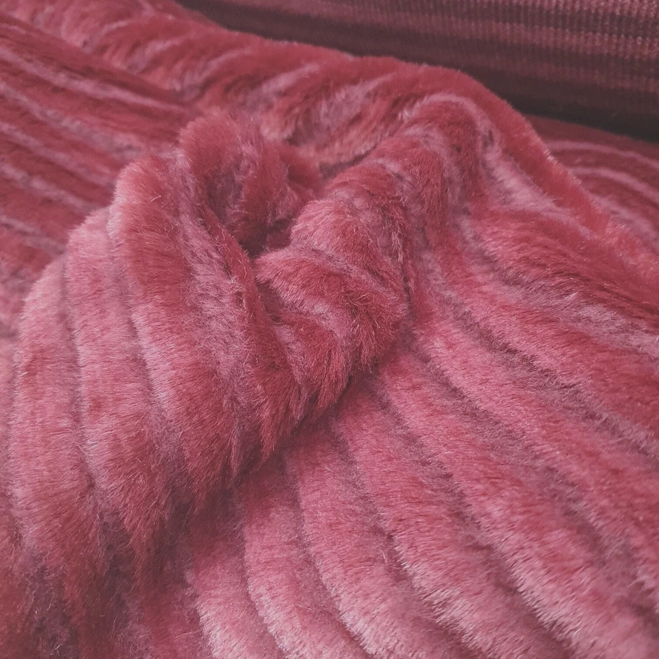 Fell Stoff Pelz Fur Weinrot Plüsch Mantel Jacke Kurzhaar Fellstoff Webpelz 50cm - Bild 2 von 4