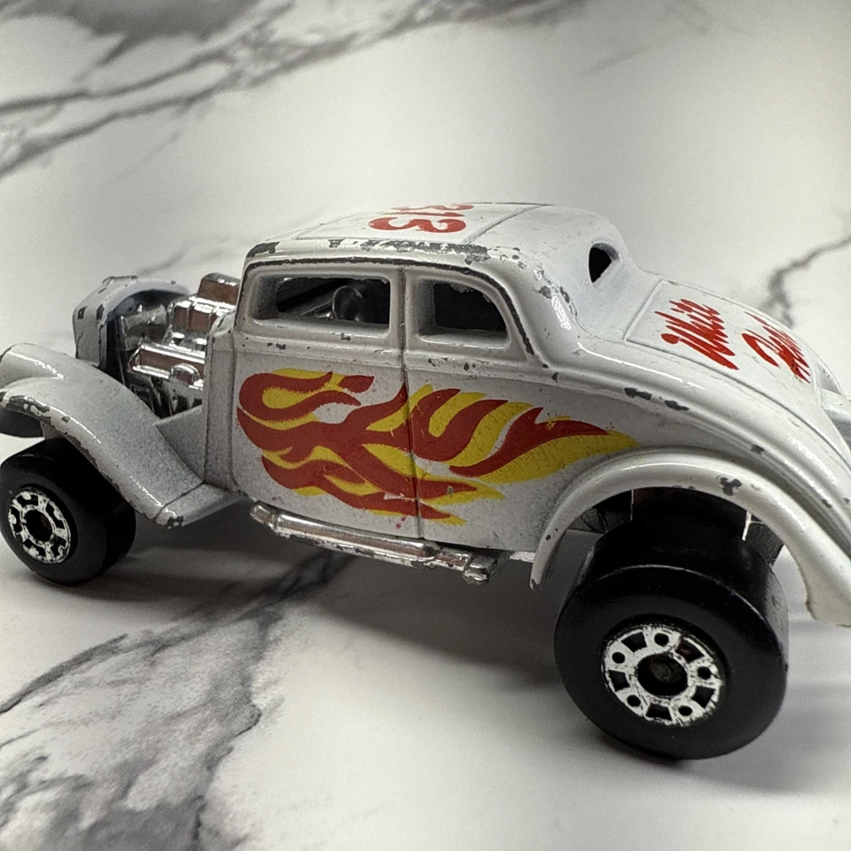 Vintage 1982 England Matchbox Lesney 1933 Willys Street Rod White Heat 313 Car! - Image 3 of 4