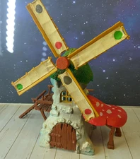 Vintage 1981 Schleich Smurfs Windmill #40020 Working and Complete Figure Playset