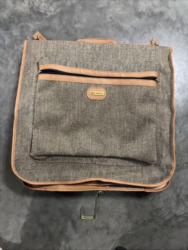 Fifth Avenue Garment Bag Tan Brown Tweed Trimmed with Gold Clips Zips