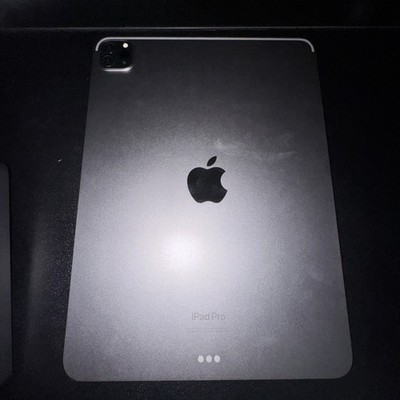 iPad Pro 4th Gen 256 Gigs Perfect Condition 11 Inch