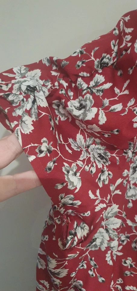 NEW LOOK Floral Rose Print Purple Burgandy Blouse Top Size UK 22 - Image 4 of 4