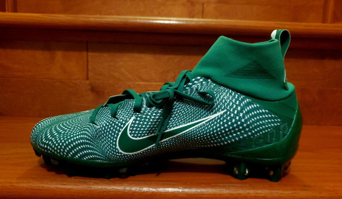 Size 10.5 Nike Vapor Untouchable 3 Pro Football Cleats Green/White 917165-300 Amazon.com | Nike Vapor Untouchable Pro 3 Mens 917165-300  main image 3