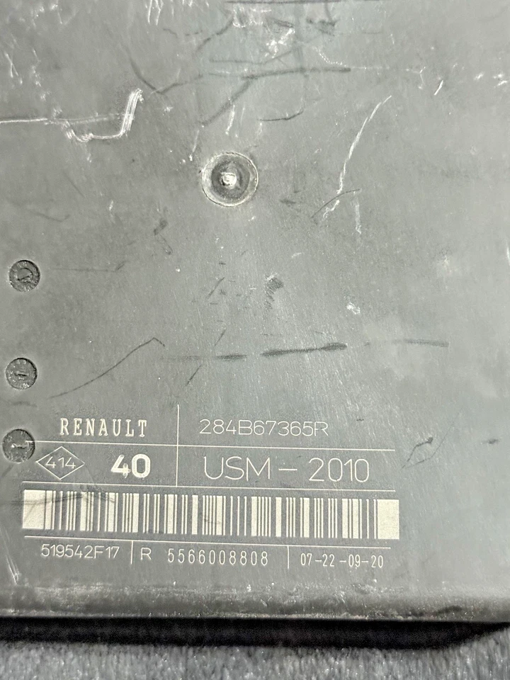 UNIVERSAL STORAGE MODULE USM-2010 284B67365R MASTER 3 NV400 2.3L DCI - Photo 2/4