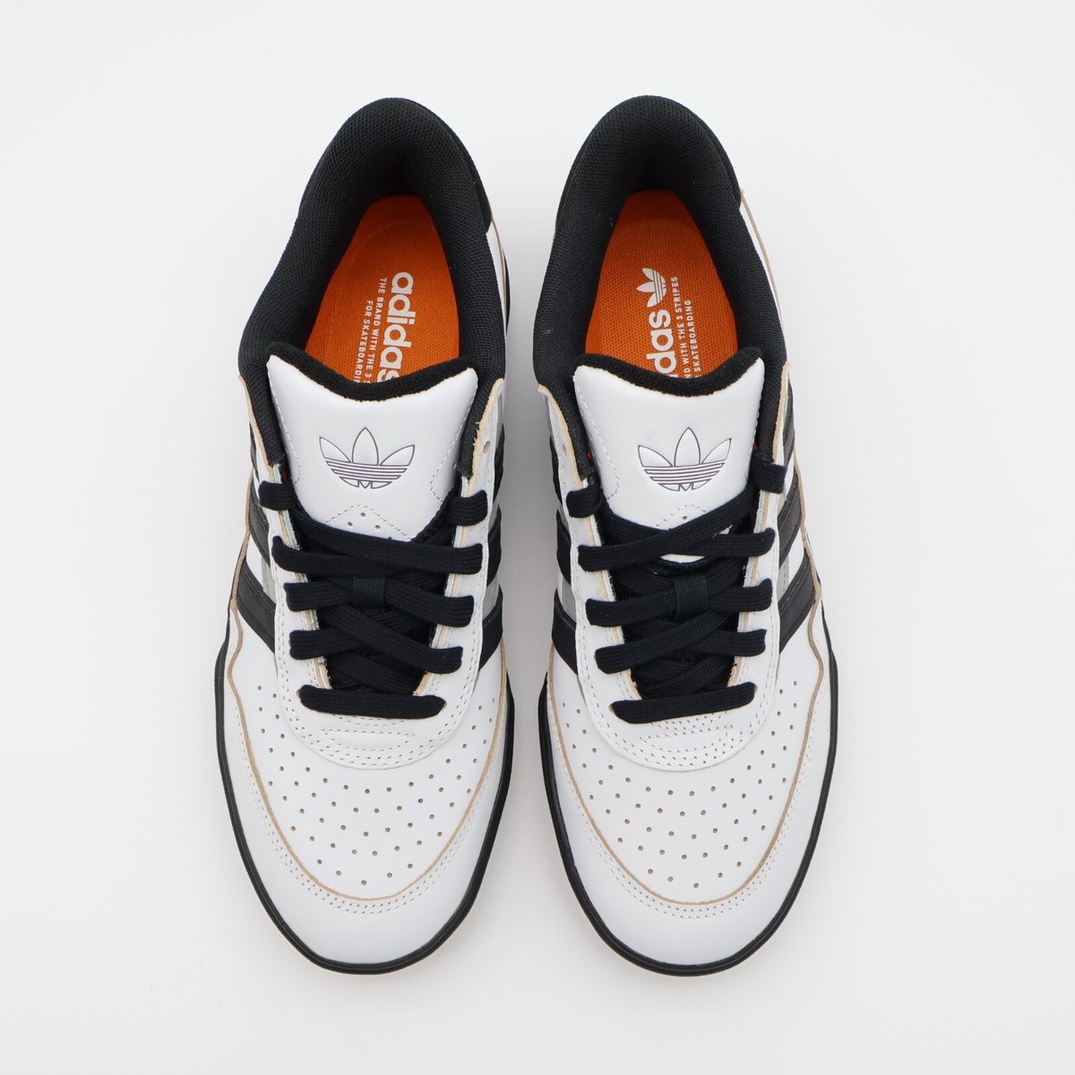 黒芯白50、ターコイズ50 if1553_2_footwear_photography_
