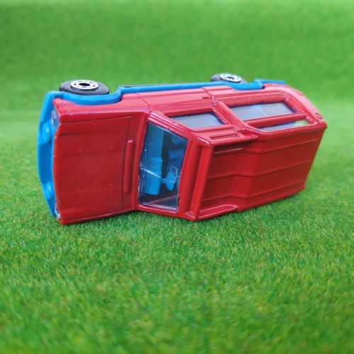 Matchbox Talbot Matra Rancho 1982 MB37 Bulgarian Base - Red / Blue - Picture 6 of 6