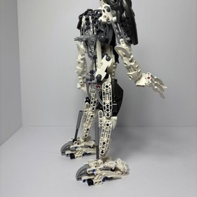LEGO BIONICLE: Takanuva (8699) Nearly Complete No Sword/Weapon As Is