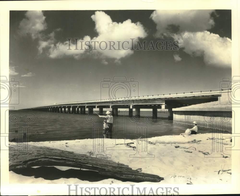 Press Photo The Lake Pontchartrain Causeway at New Orleans - lrx77779