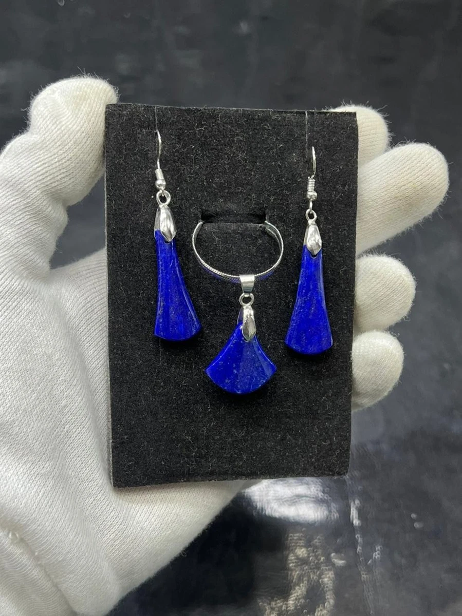 Dunkelblaue Lapislazuli Kette mit natürlicher Oberfläche Dunkelblaue Lapislazuli Kette mit natürlicher Oberfläche
