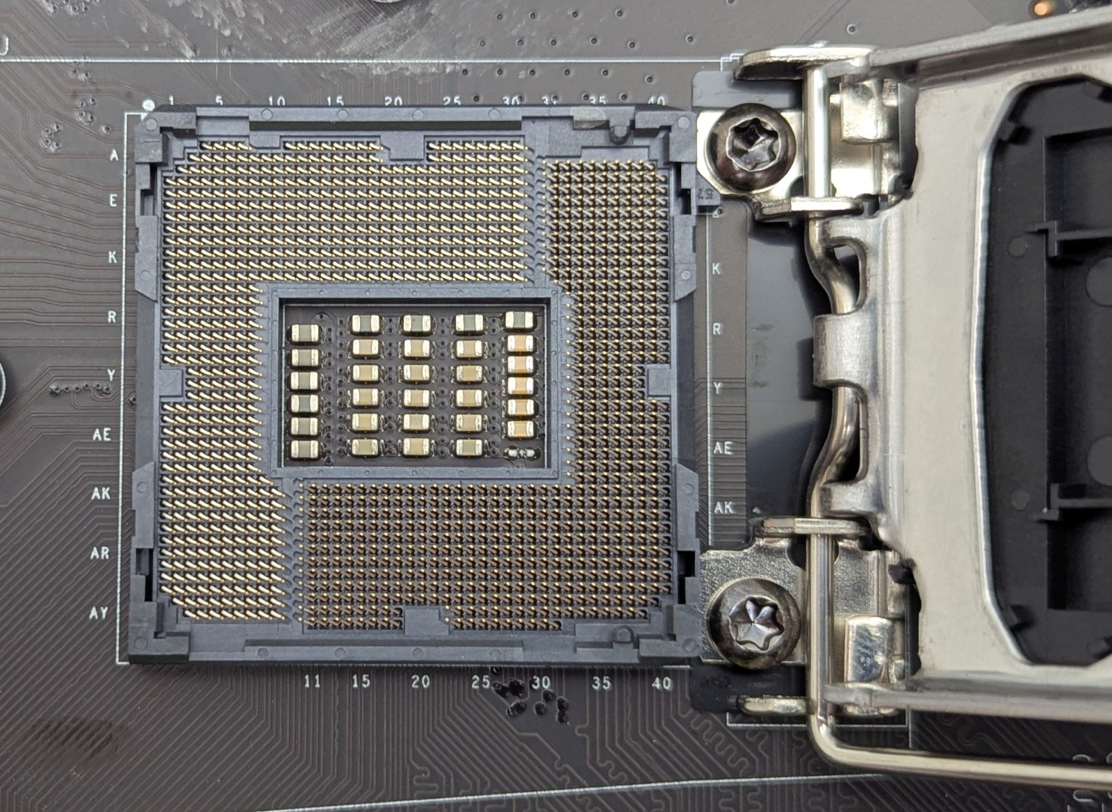 Supermicro C7Z270-CG-L Intel Z270 LGA 1151/Socket H4 DDR4 ATX Gaming Motherboard