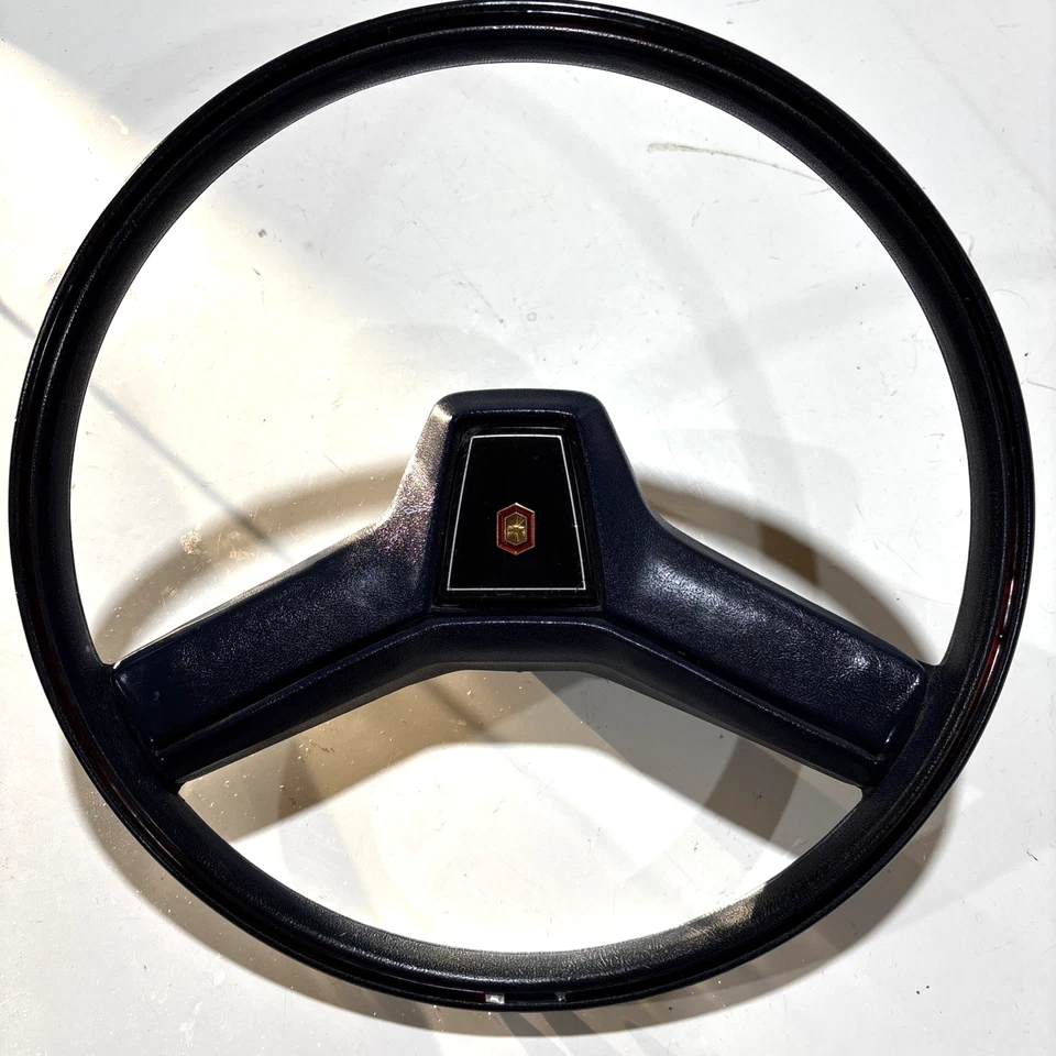 1977-1988 chevrolet caprice steering wheel (OEM) w/horn pad (El Camino, Impala) - Image 3 of 4