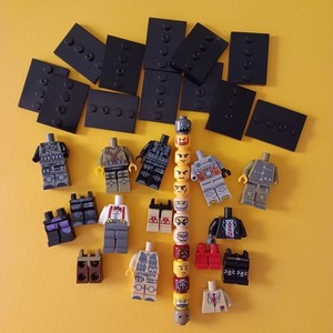 Minifigures bodies heads stands (similar to Lego brand, but not)