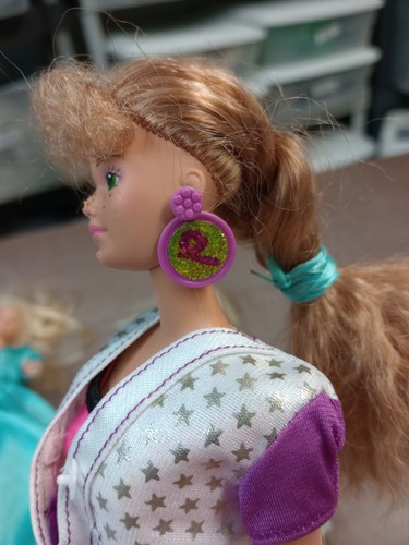 barbie Lot 10 - Picture 8 of 9