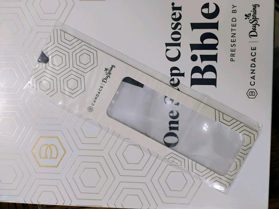 One Step Closer Bible Navy Indexed - Image 4 of 4