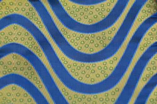 Umberto Algodon Gold Blue Ribbon Stripe Silk Pocket Square $75 Retail New - Picture 2 of 3