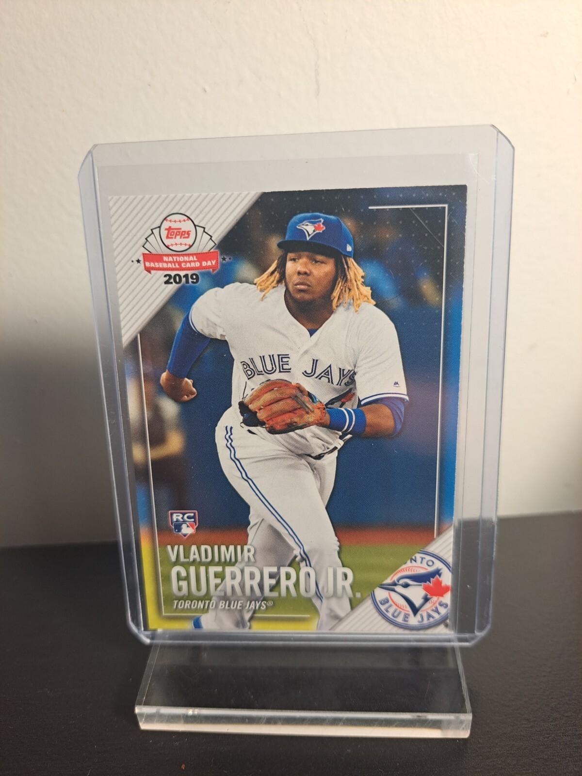 VLADIMIR GUERRERO JR. ROOKIE Blue Jays 2019 Topps National Baseball Card Day #2