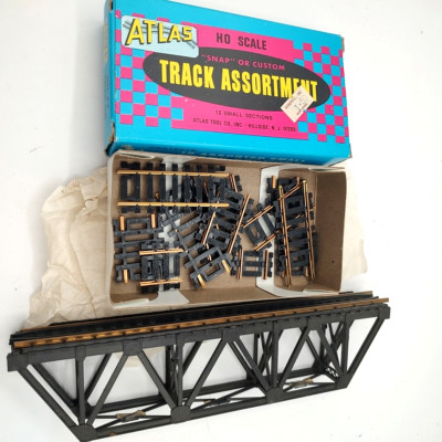 Vintage 1960 Atlas Deck Bridge #84 & 12 SNAP tracks #47 HO scale in  box As Is