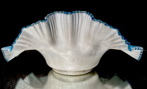 Art Glass Insert For A Bride’s Basket. 11.0” X 8.375”…A Beauty..Small Ding - Picture 7 of 22