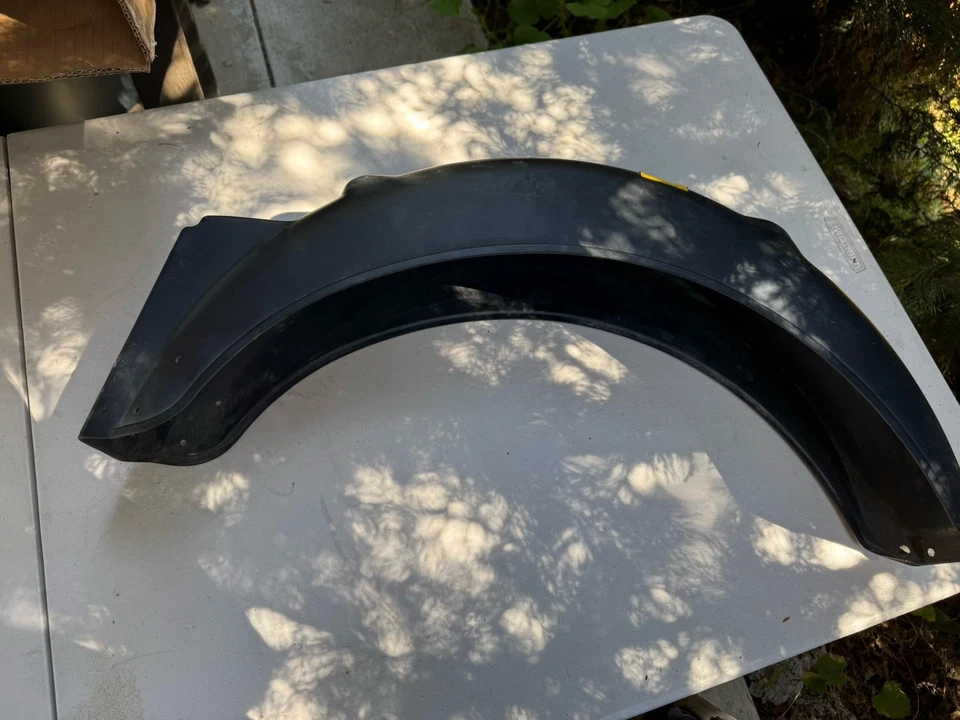 Guardabarros trasero Airhead BMW motocicleta 1981-1984 R100RS, R100RT, R80RT, R100CS Foto 3 de 4