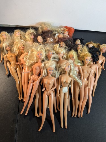 Vintage Mixed Lot 1960’s-2007 Barbie Dolls - 1 Ken Doll & Accessories As Is - Picture 8 of 24
