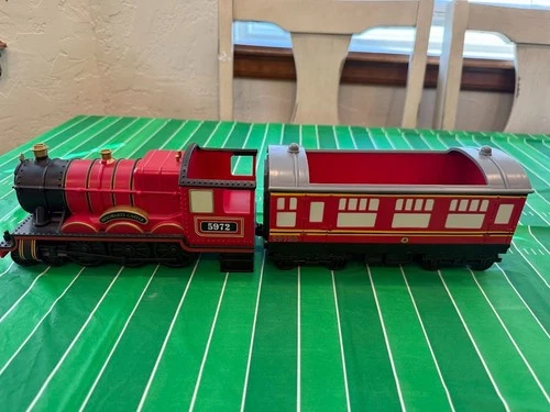 Lot 2 Harry Potter Hogwarts Pop Funko Express Engine Carriage 20 21 MINT 5972