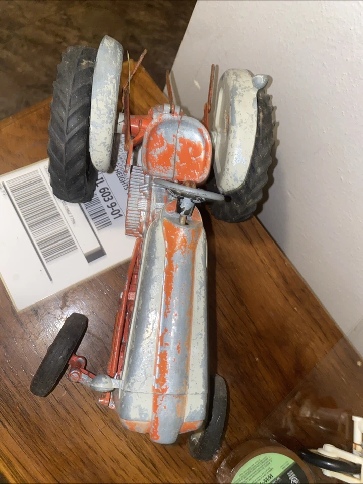 1/12 Toy Hubley Ford 961 Powermaster Tractor #2 Tres (3) - ¡Enganche de punto! Foto 3 de 4