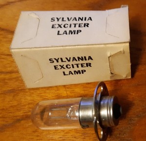 Sylvania Exciter Lamp Bulb 0.75A 4V BAK NOS Vintage