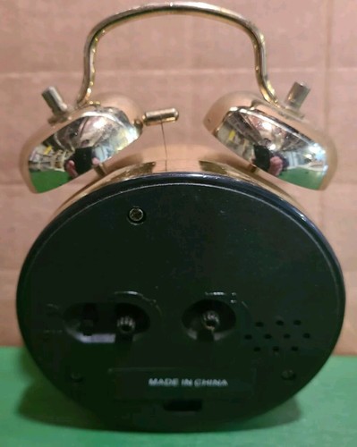John Deere Keyclox Quality Farm Equipment Twin Bell Alarm Clock - Picture 2 of 9