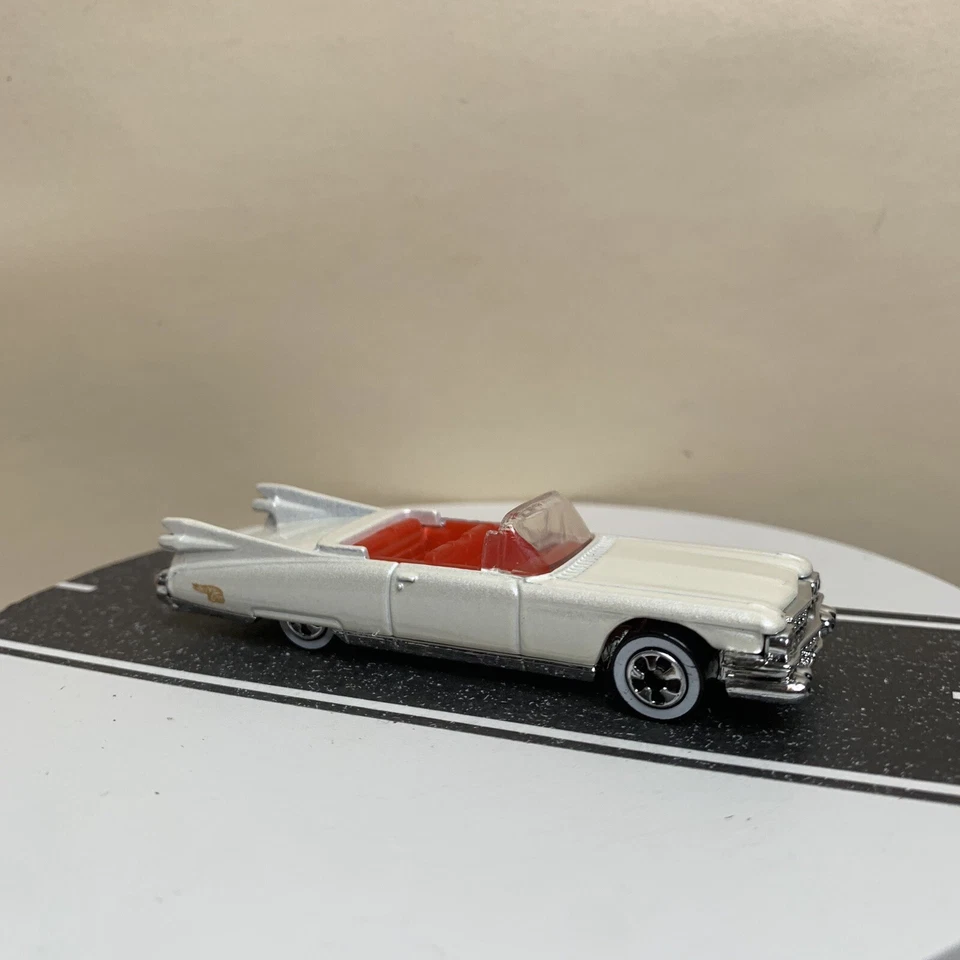 Cadillac Caddy Eldorado 1998 30 aniversario '59 blanco/rojo con BW como nuevo Foto 4 de 4