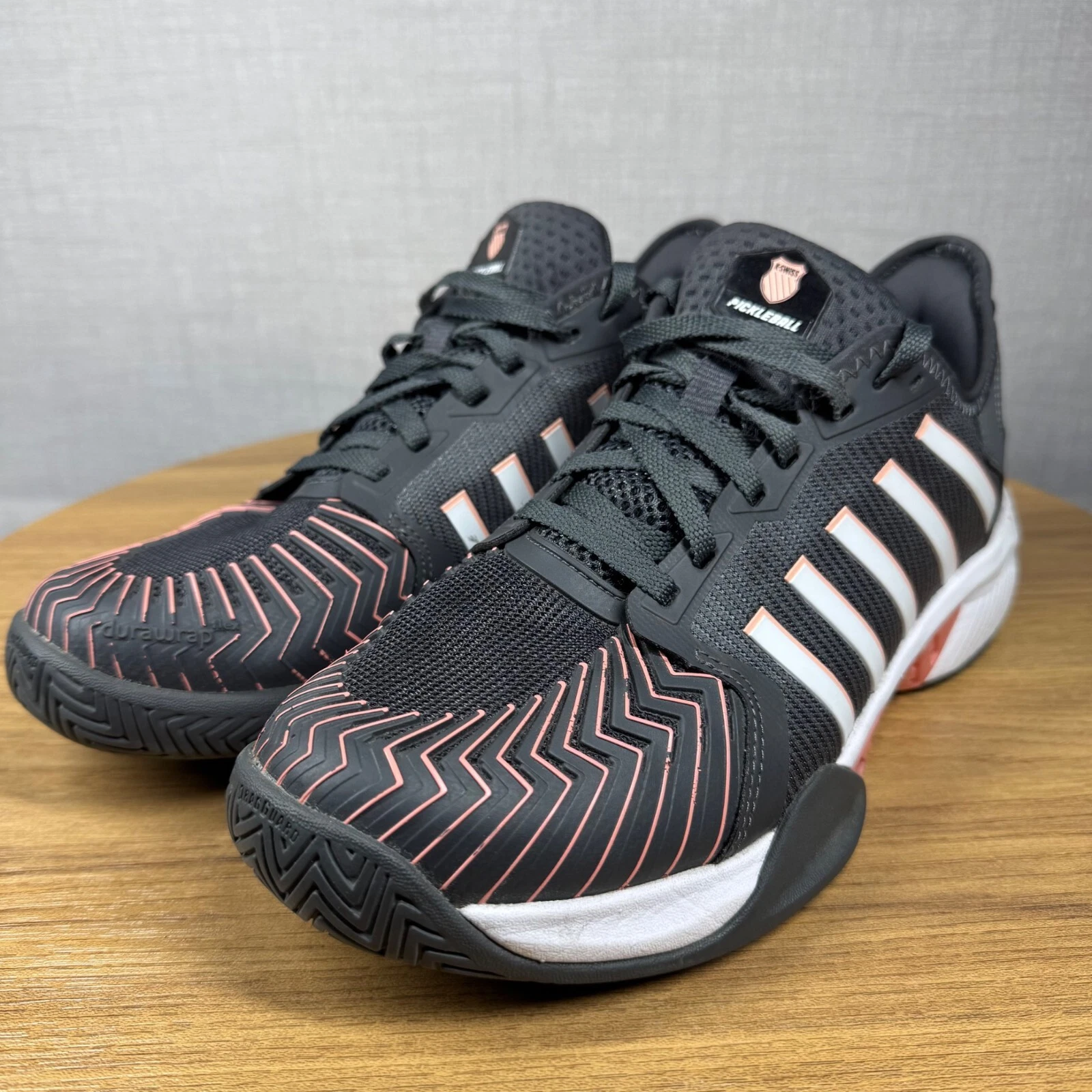 Chaussures femme K Swiss Pickleball Supreme 9,5 asphalte blanc pêche ambre 97916 009