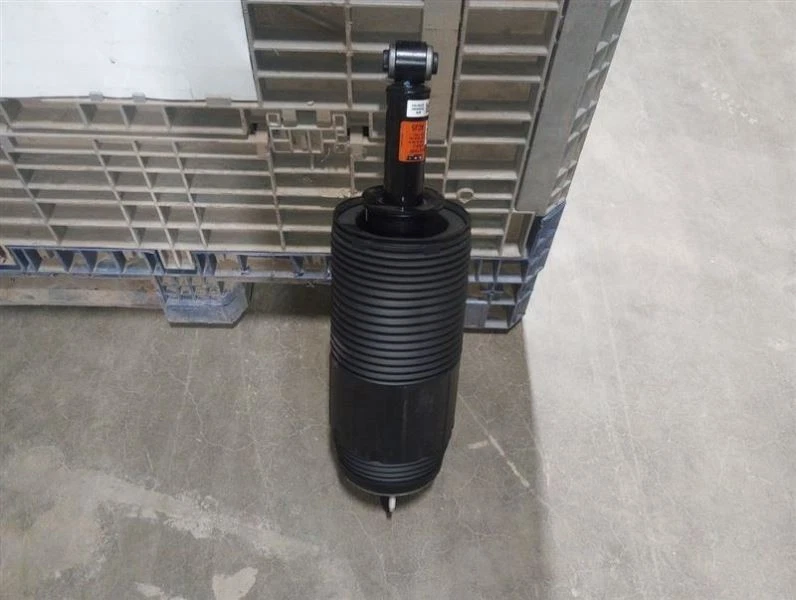 Suspensión neumática de puntal trasero 84741585 para 21-22 GMC Yukon 2679882 Foto 2 de 4