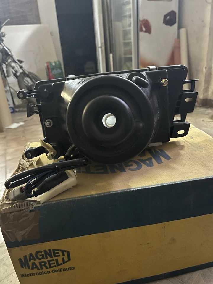 Faro Anteriore Destro Alfa Romeo 75 - Imagen 4 de 4