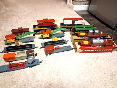 Vintage AMERICAN FLYER  S Gauge 13-Freight Cars SOME BOXED!