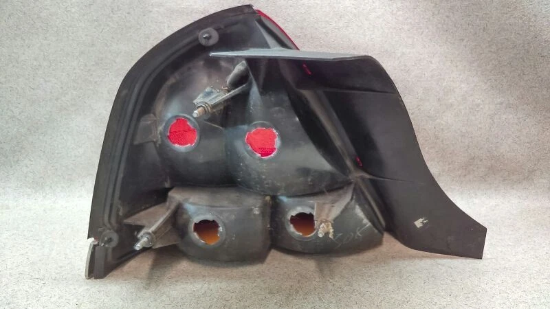 Luz trasera derecha pasajero 4 bombillas para 98-03 FORD CROWN VICTORIA VIC gb-173292 Foto 4 de 4