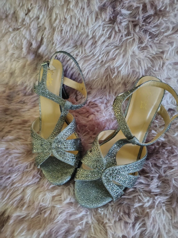 Thalia Sodi Women's Open Toe Special Occasion Slingback High Heel Silver Sz 9.5M - Image 3 of 4