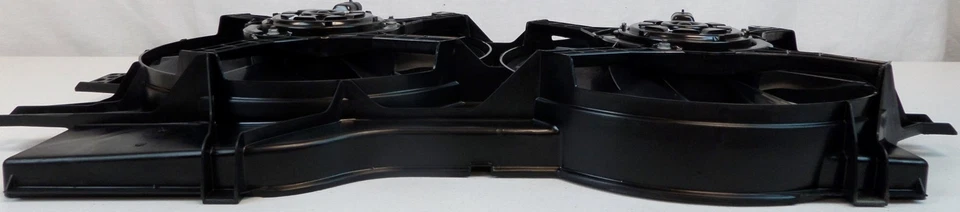 Mopar Radiator Cooling Fan Assembly For 1996-2000 Caravan Voyager Town & Country — 第 3/4 张图片