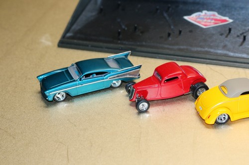 Hot Wheels Custom Rods Smoothster, Cadzzilla, Vern Luce Coupe, Chezoom w/ case - Picture 7 of 10