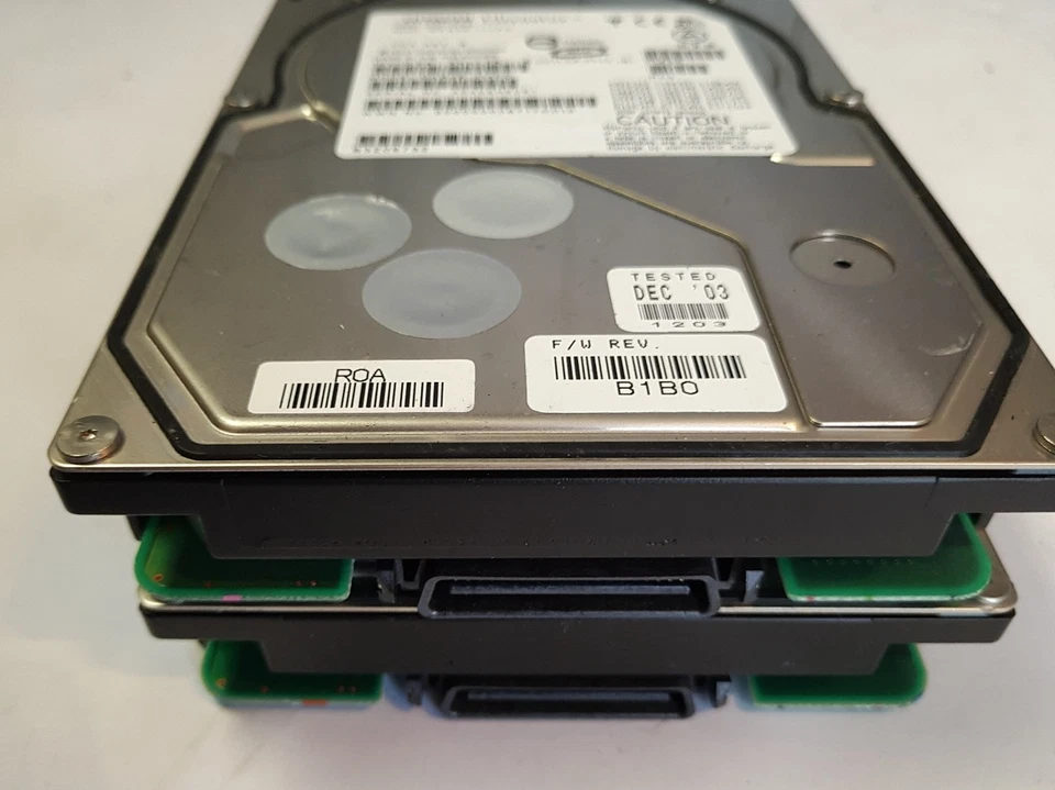 - 2x Hitachi 146GB 10000RPM Fibre Channel 2Gbps Internal HDD DKR2E-J14FC @@@  - Image 3 of 3