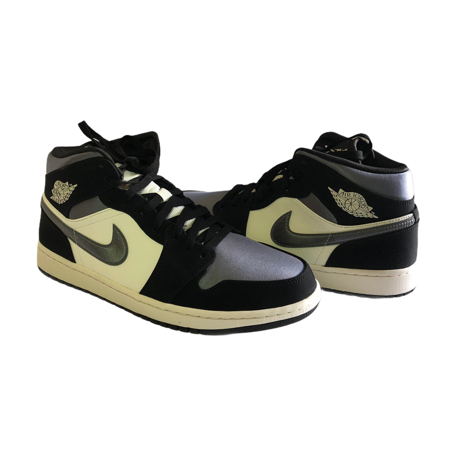 Air Jordan 1 Mid 852542-011 Satin Grey Toe Black/Smoke Grey Sail Men's Size  11.5 193154602098 | eBay