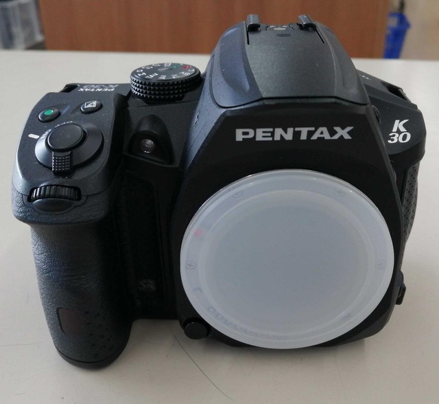 Fotocamera reflex digitale solo corpo modello n. K 30 PENTAX Fotocamera reflex digitale solo corpo modello n. K 30 PENTAX