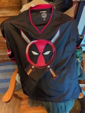 Marvel Medium Deadpool Long Sleeve Grafiv Jersey Black Red