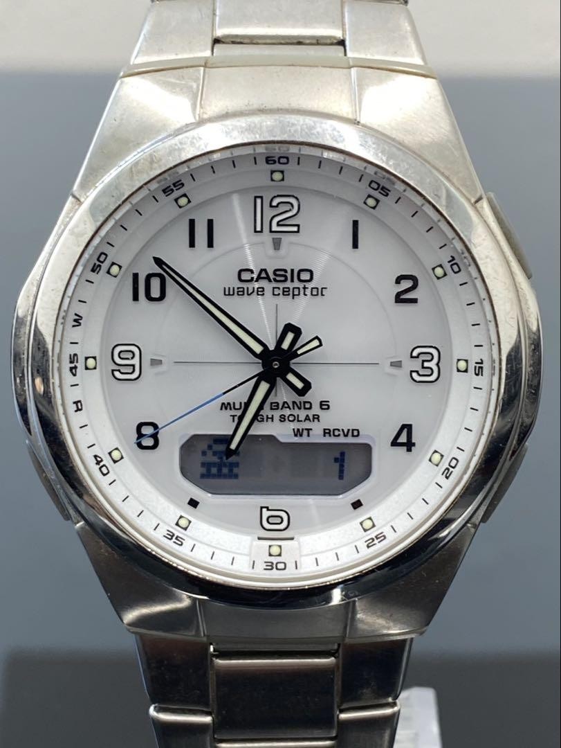 Casio Wave Ceptor Solar-Powered Atomic Timekeeping Watch