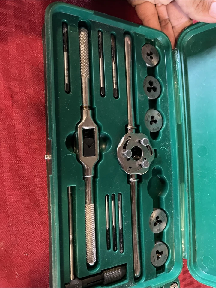 Vantage Hanson 23614 Tap & Die Set 39 Pc  - Image 3 of 4