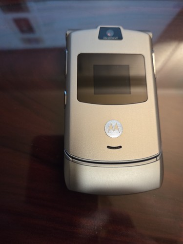 RETRO Original Motorola RAZR V3 Silver 2G Flip Phone for Cingular With ...