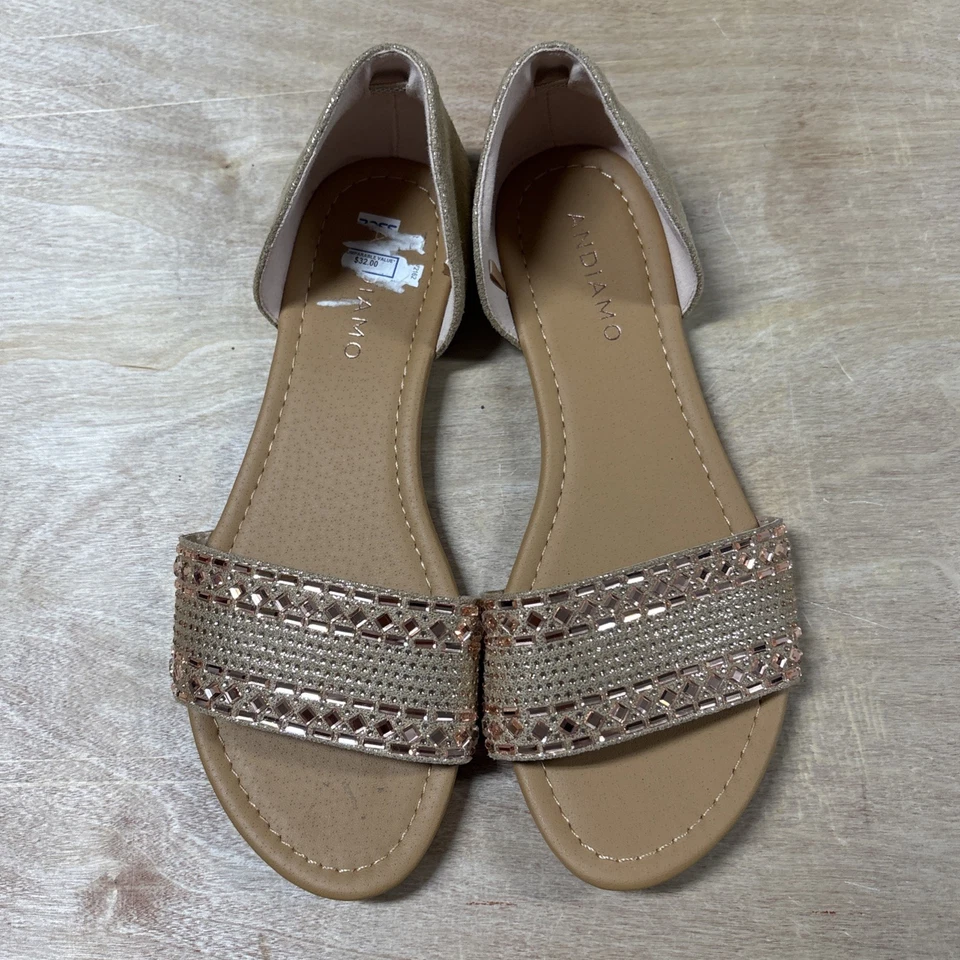 Sandalias planas Andiamo Slide para mujer talla 7,5 anchas con pedrería de oro rosa Foto 2 de 4