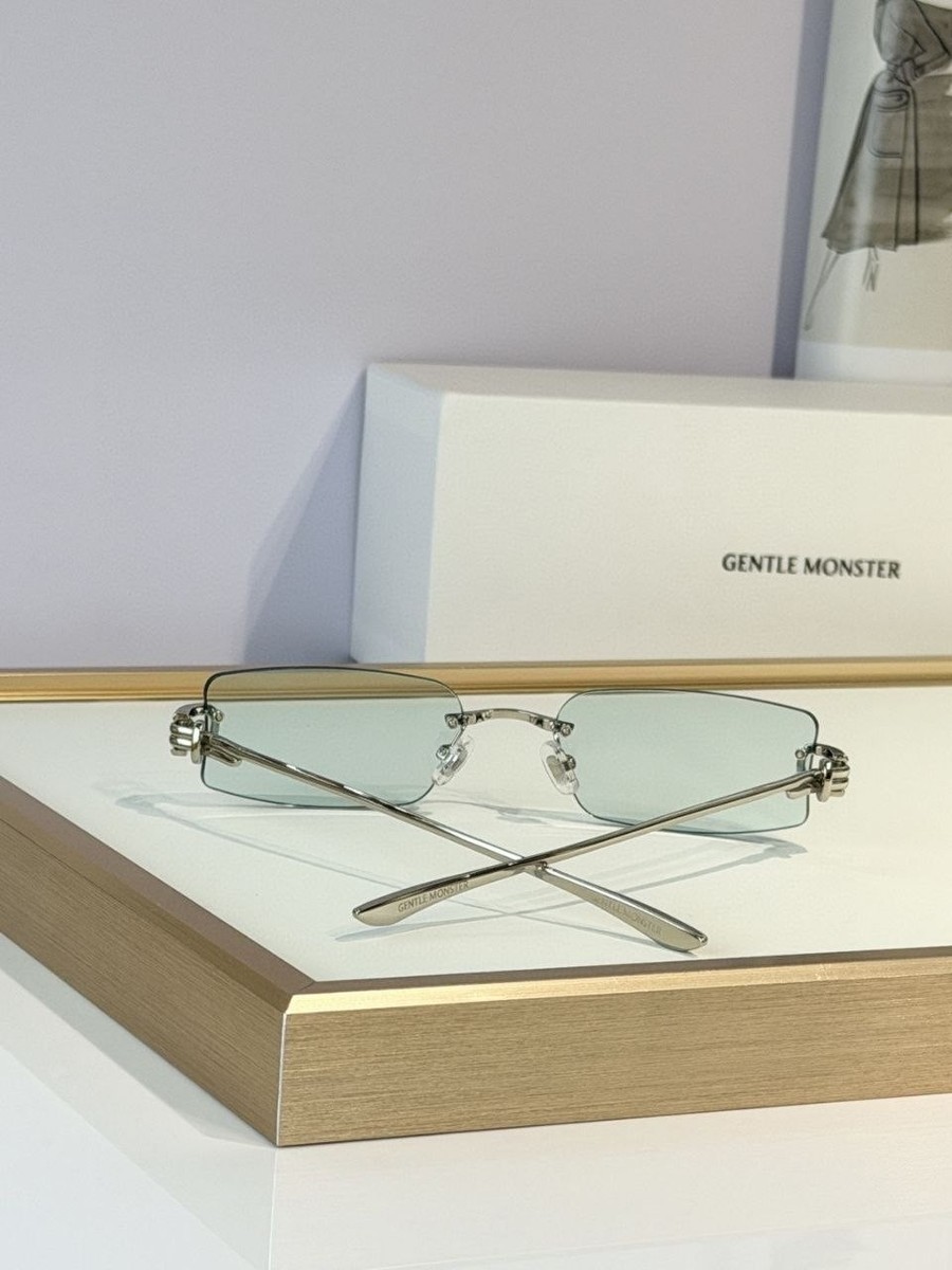 Gentle Monster Sunglasses Rimless Rectangle Blue Tint Silver Frame